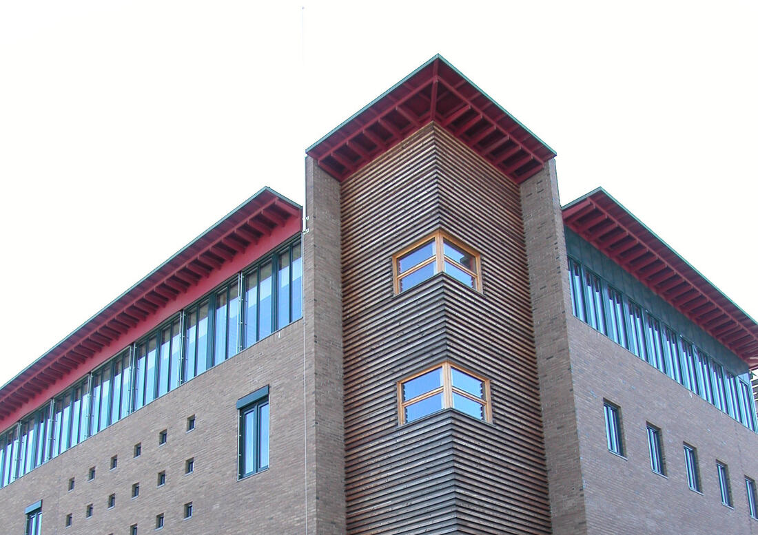 Hamar tinghus - utsnitt av bygget.